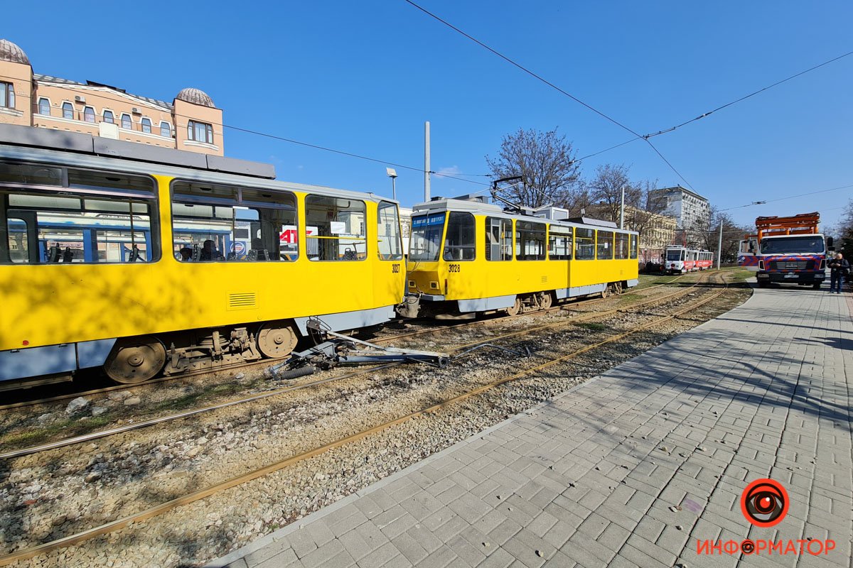 Сломан пантограф 