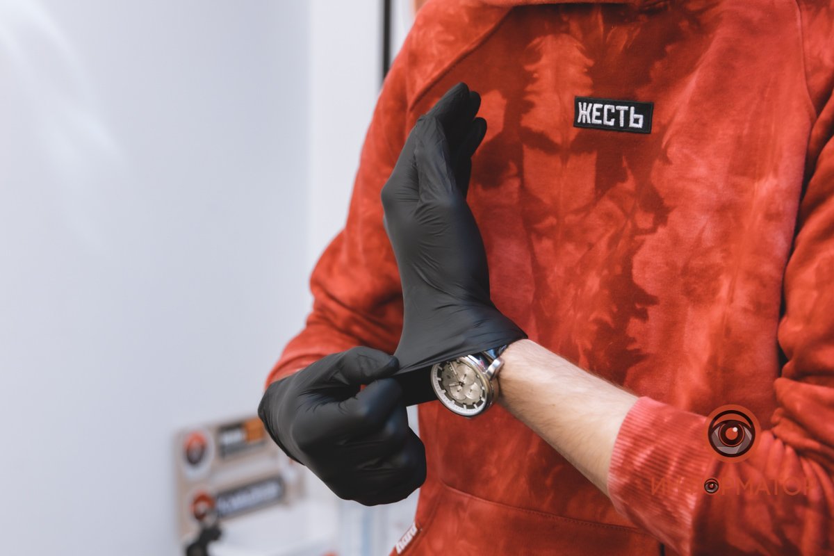 Разные перчатки Разные перчатки