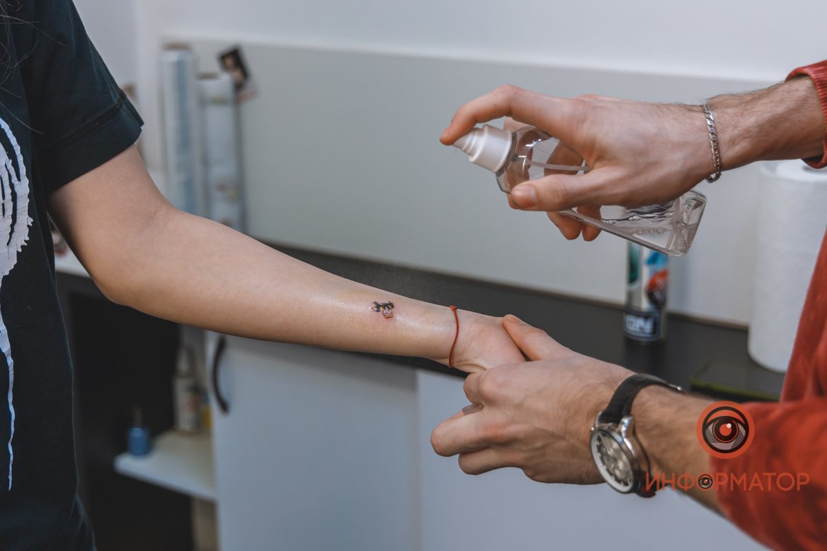 Только ты знаешь, что в этих баночках Только ты знаешь, что в этих баночках