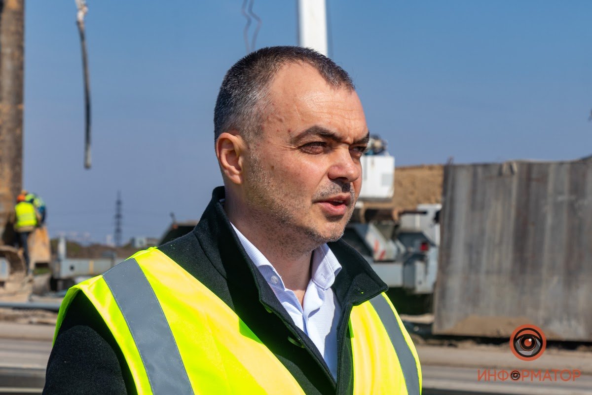 Эта трасса соединит дорогу Н-08 на Запорожье с улицей Мильмана в Днепре. Прекратится движение грузовиков по улице Космической, - рассказывает и.о. начальника Службы автомобильных дорог в Днепропетровской области Александр Коломийцев