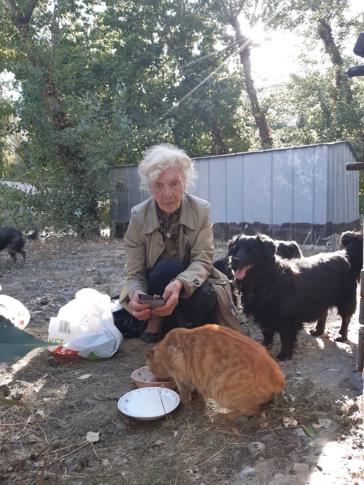 В Днепре умерла известная 87-летняя женщина-зооволонтер 1