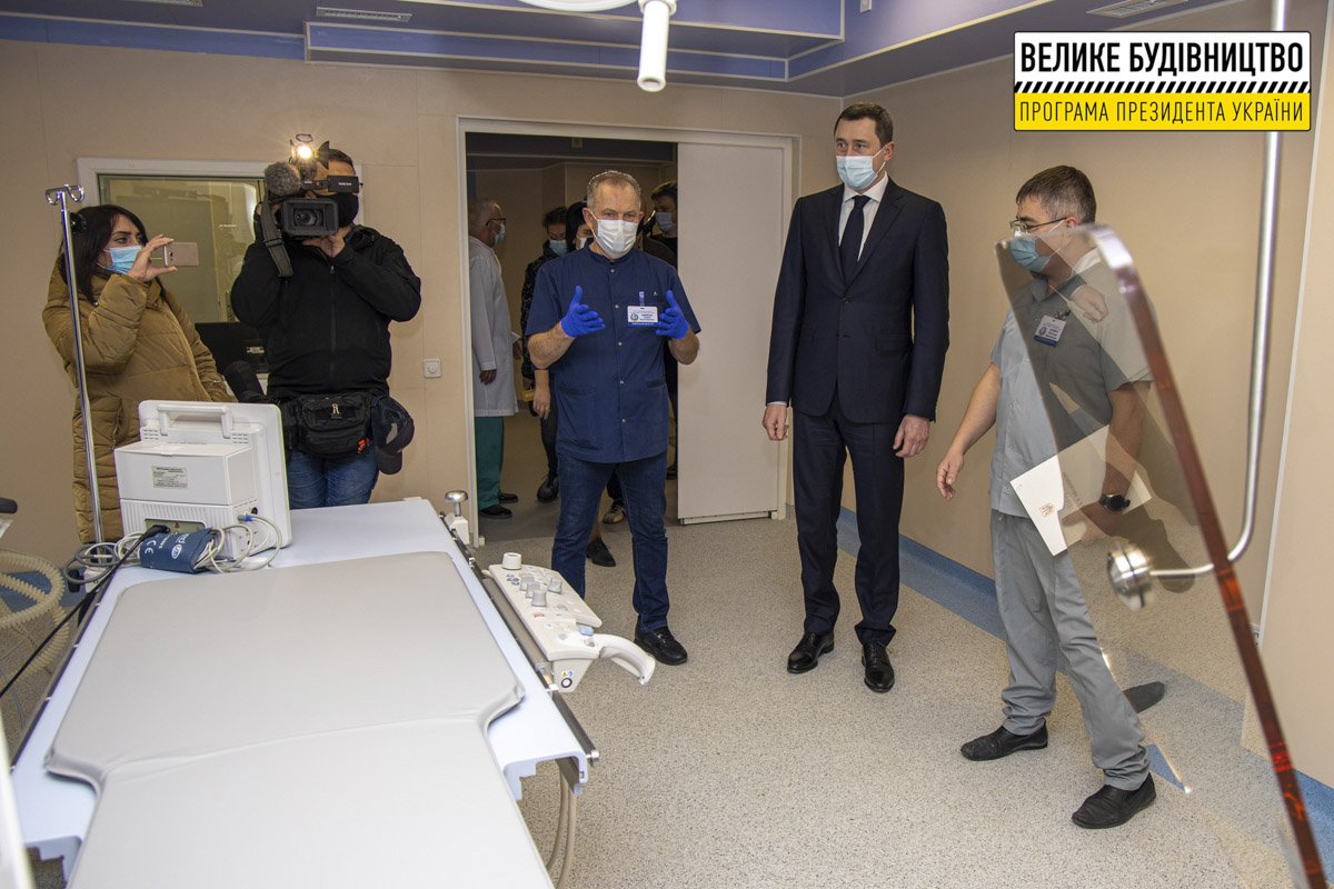 Медучреждения посетил во время рабочей поездки в Днепропетровскую область Министр развития общин и территорий Украины Алексей Чернышов Медучреждения посетил во время рабочей поездки в Днепропетровскую область Министр развития общин и территорий Украины Алексей Чернышов