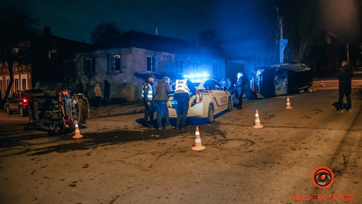 Toyota ехала вверх по Выборгской, Daewoo пересекала ее по Нестерова