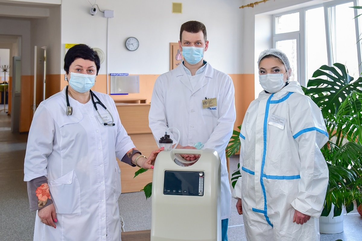 С начала пандемии Новая почта выделила на борьбу с коронавирусной инфекцией 58 млн грн