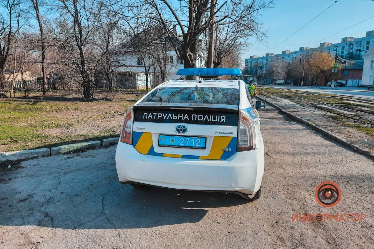 В Днепре на Западном напротив кафе "Росинка" нашли труп женщины с разбитой головой 1