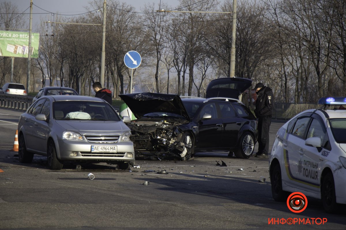 На место прибыли сотрудники полиции