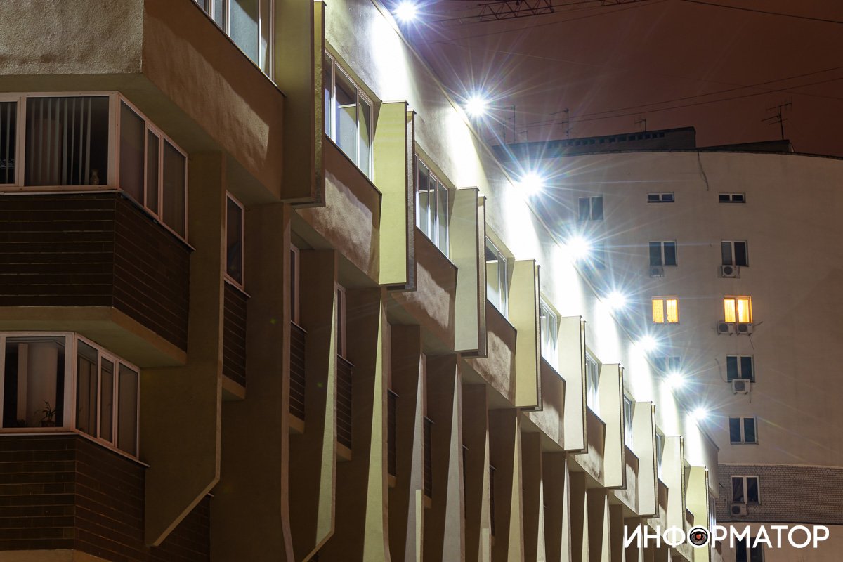 Днем отсюда слышна музыка Днем отсюда слышна музыка