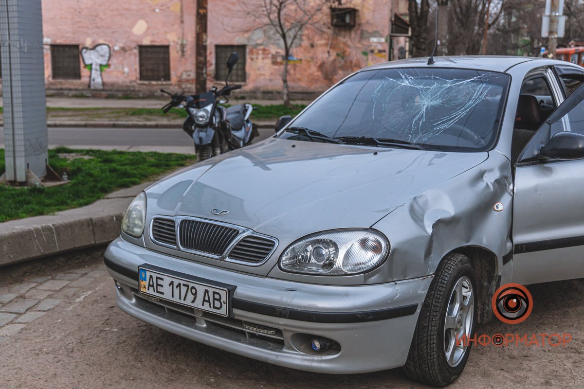 Cтолкнулись автомобиль Daewoo Lanos и мотоциклист