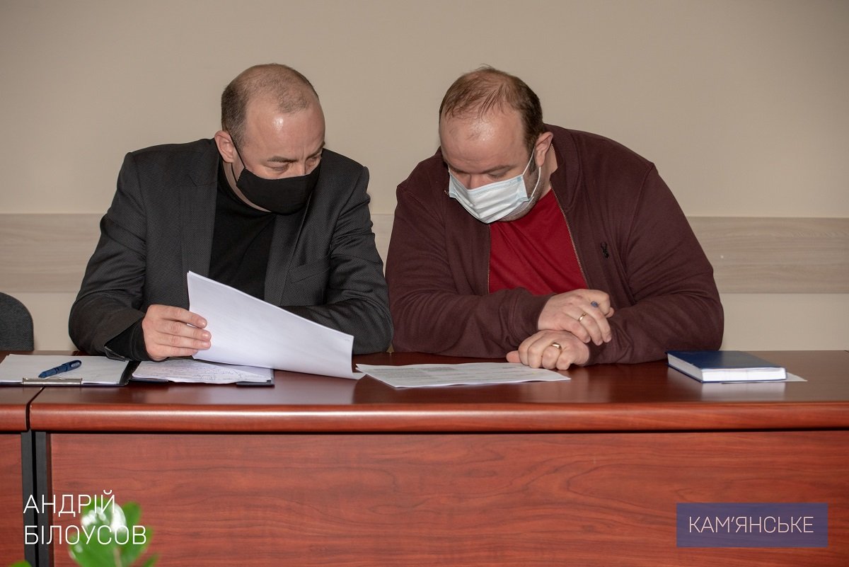 Мэр Каменского провел прием граждан по видеоконференцсвязи 2