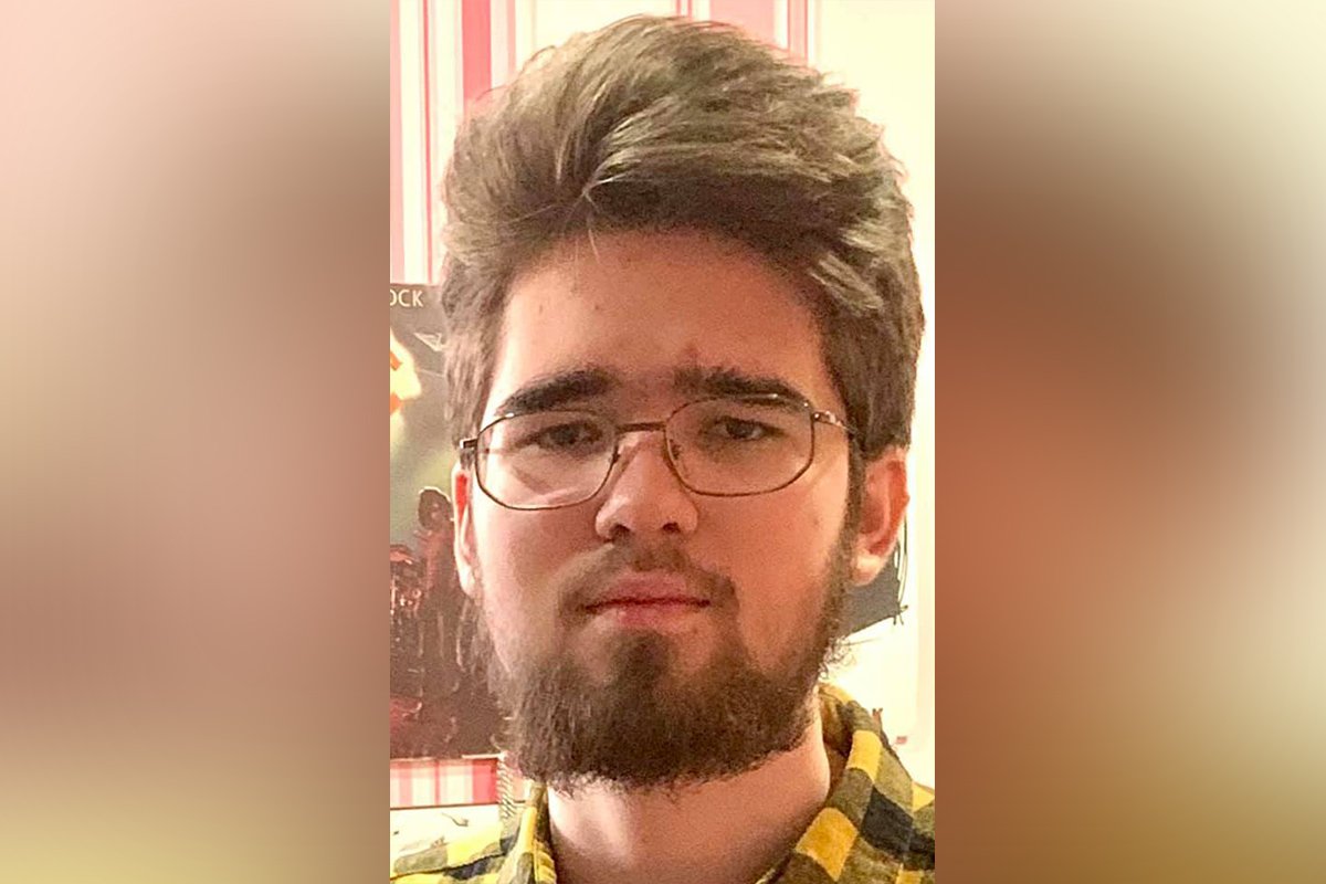 Пропал 18-летний Станислав Дидух