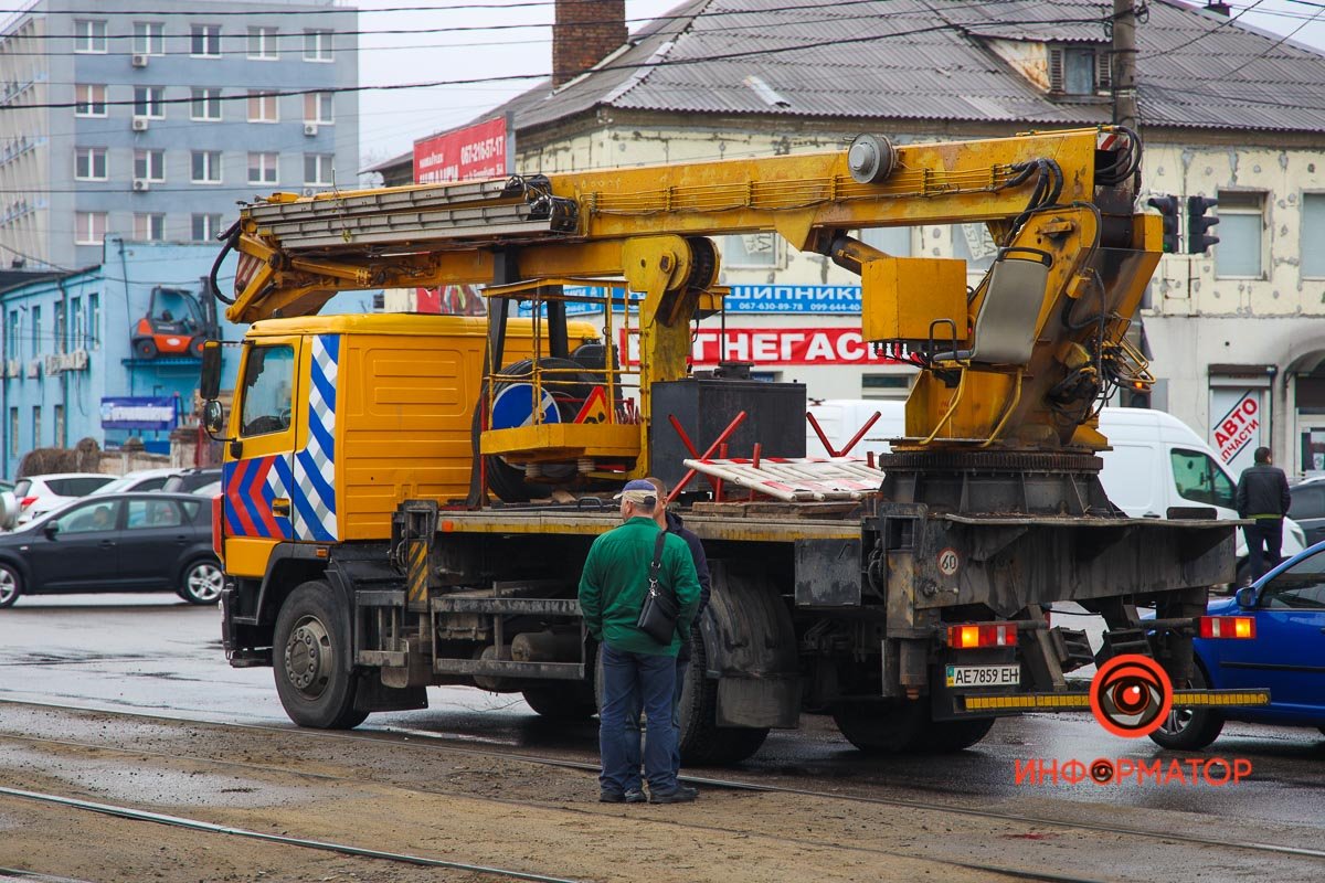 Авария случилась на перекрестке с улицей Павлова примерно в 10:00 Авария случилась на перекрестке с улицей Павлова примерно в 10:00