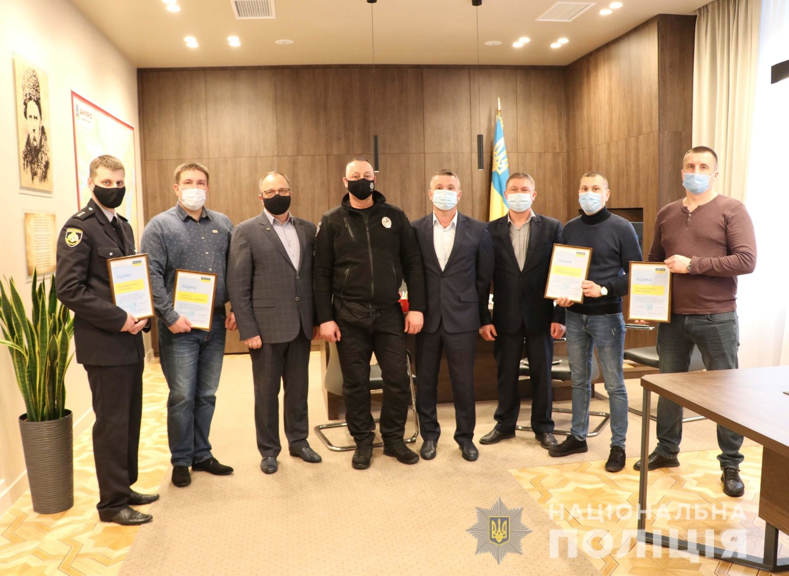 За раскрытие резонансного преступления правоохранители получили благодарности от представителей АО «Сбербанк»