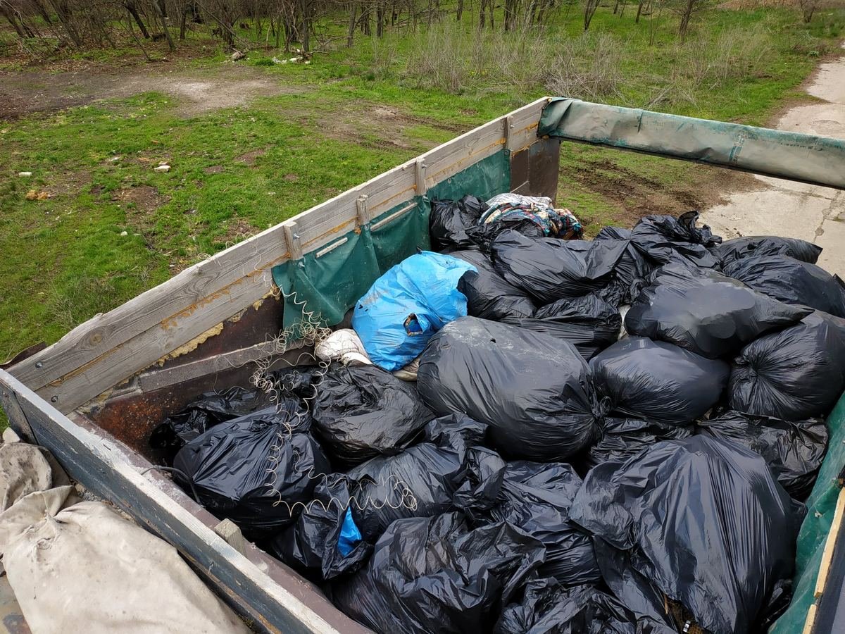 Загрузили в грузовик Загрузили в грузовик