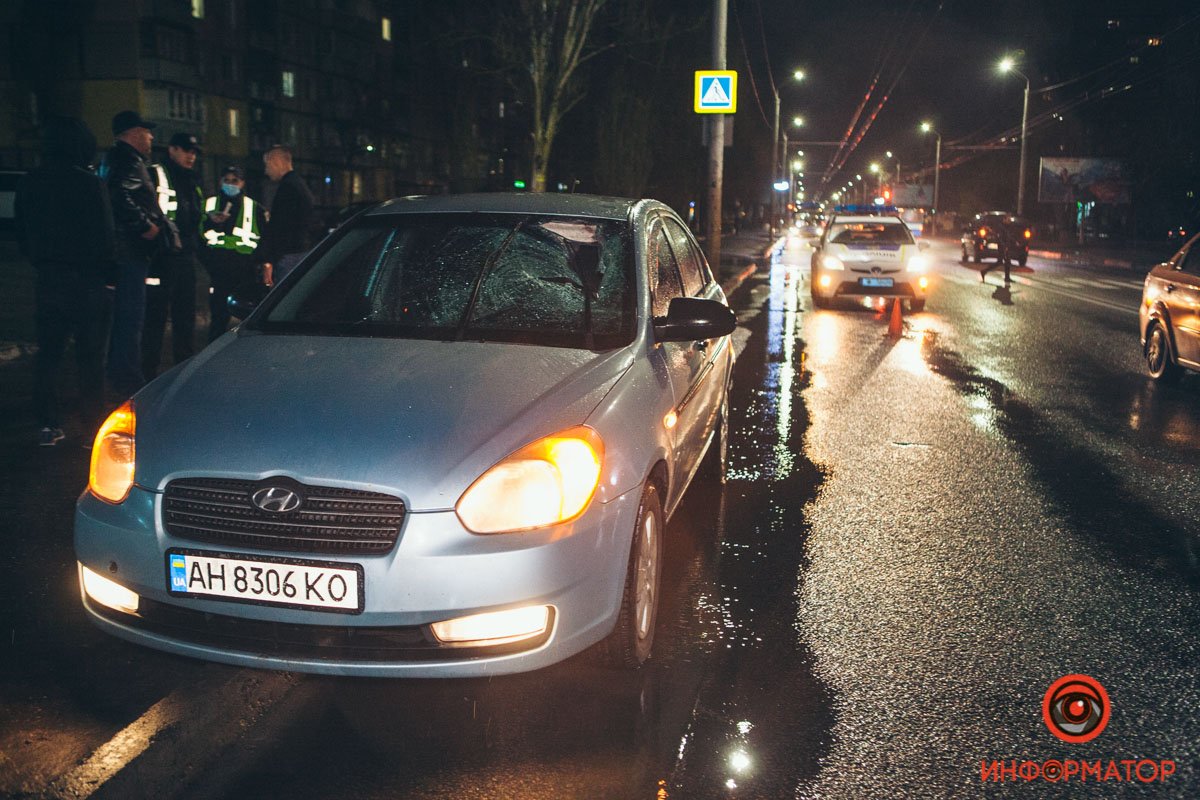 Водитель Hyundai сбил мужчину