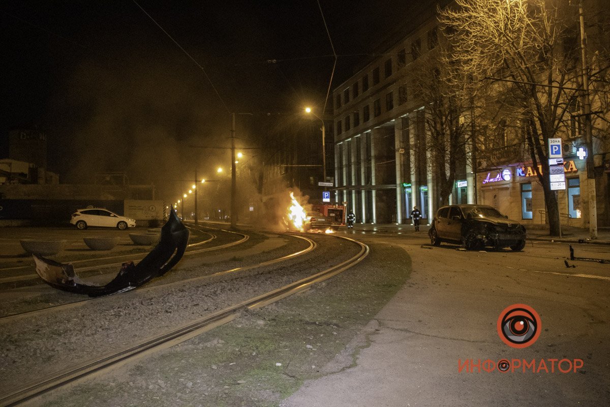 Движение по проспекту Яворницкого перекрыто в сторону вокзала