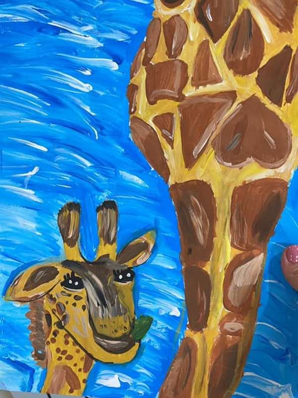 За месяц она продала картины за 5 тысяч гривен За месяц она продала картины за 5 тысяч гривен