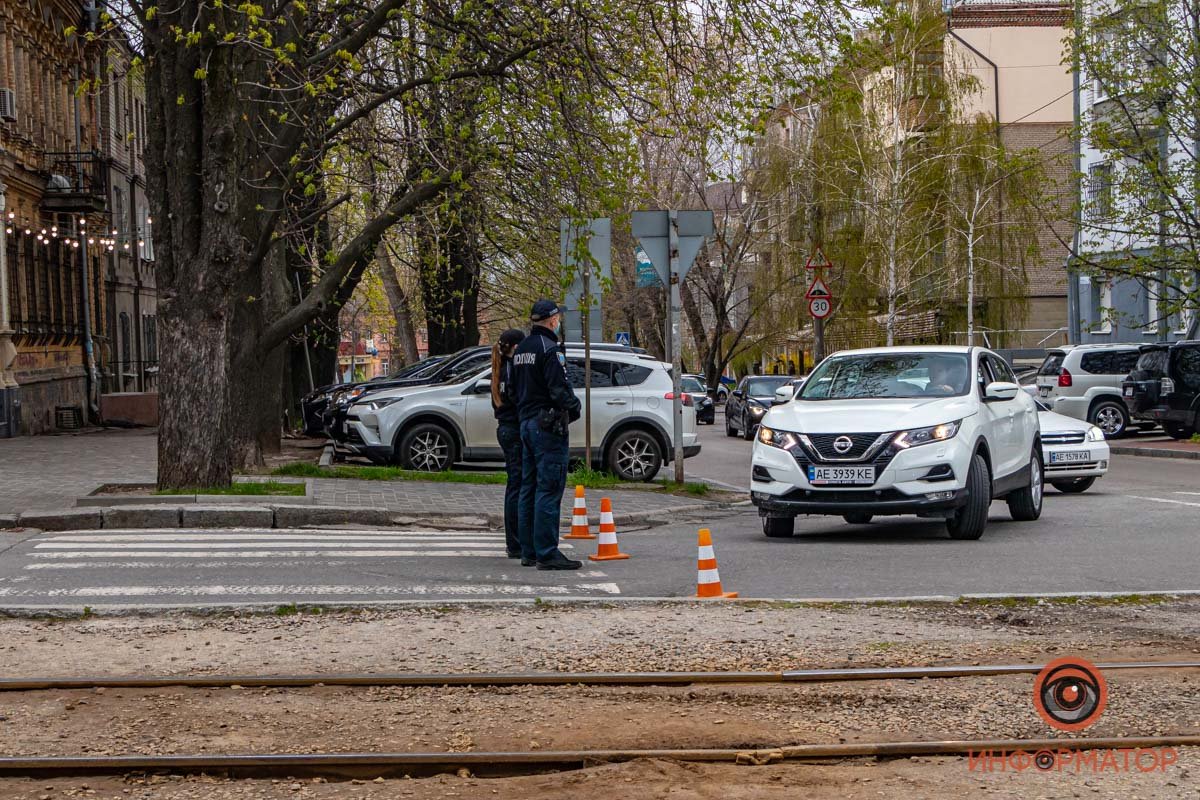 Авто пускают в объезд