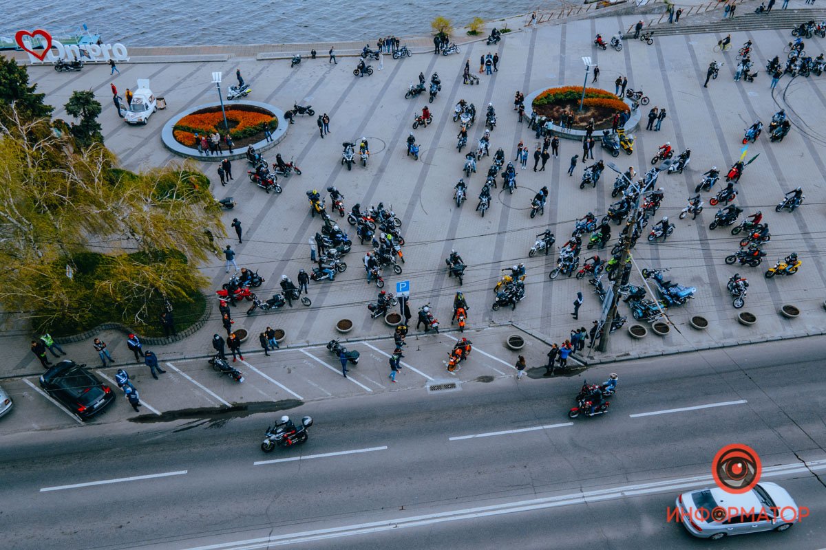 Вектор определен