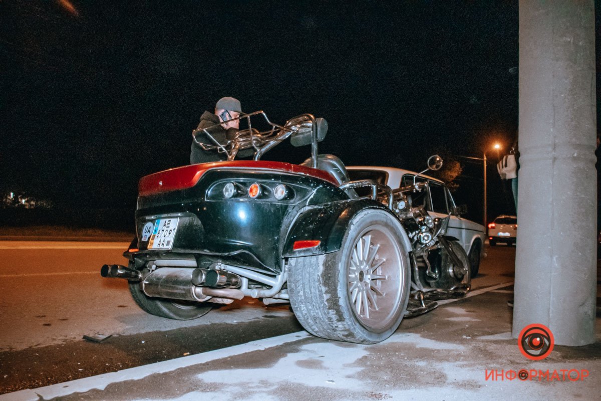 Водитель трицикла находится в тяжелом состоянии Водитель трицикла находится в тяжелом состоянии