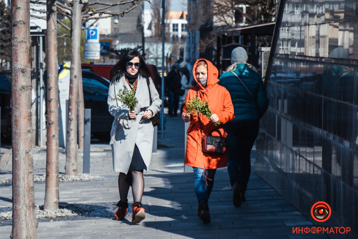 Многие приобрели вербные ветки Многие приобрели вербные ветки