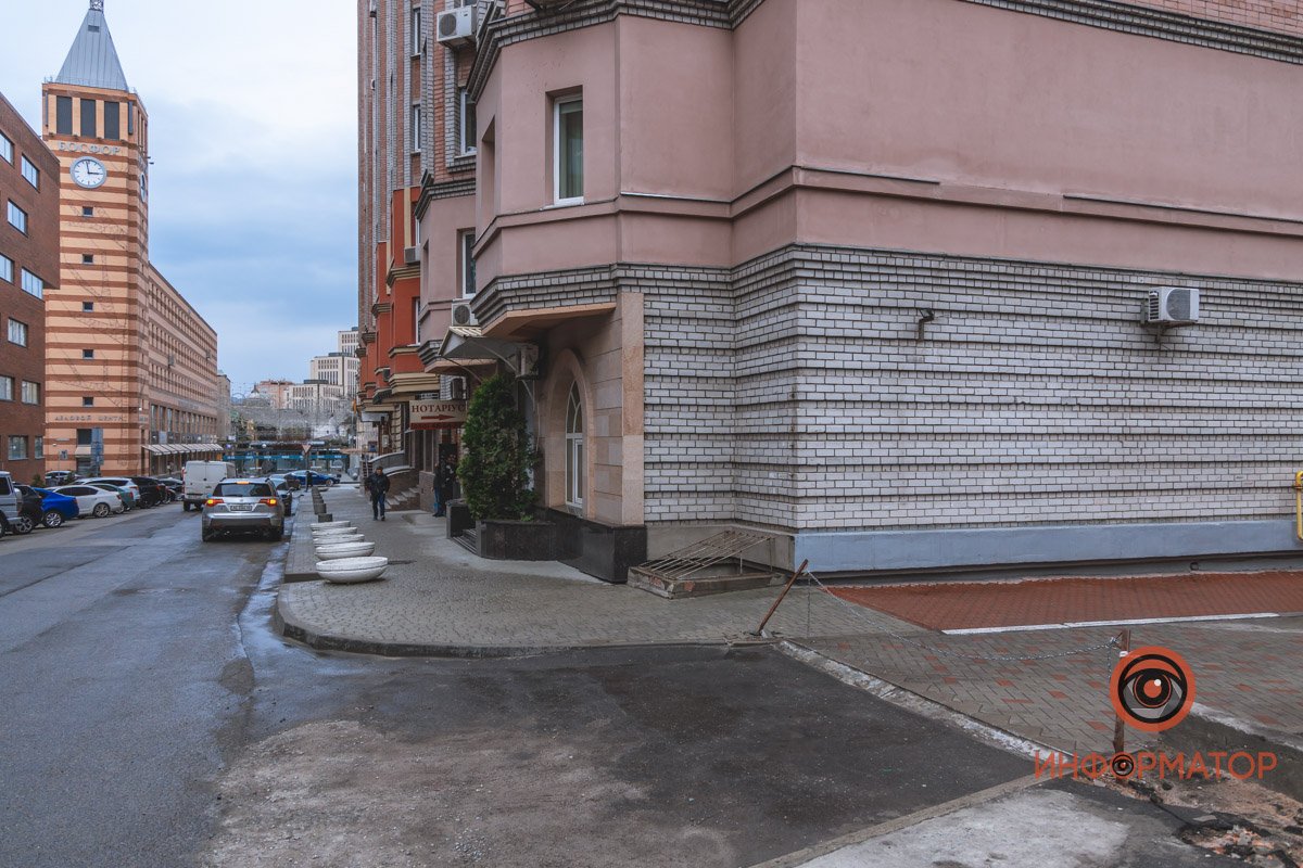 С Исполкомовской - прямо на Южный бульвар