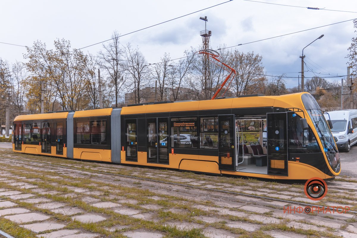 Трамвай-"украинец" производства "Татра-Юг" и ЮЖМАШ