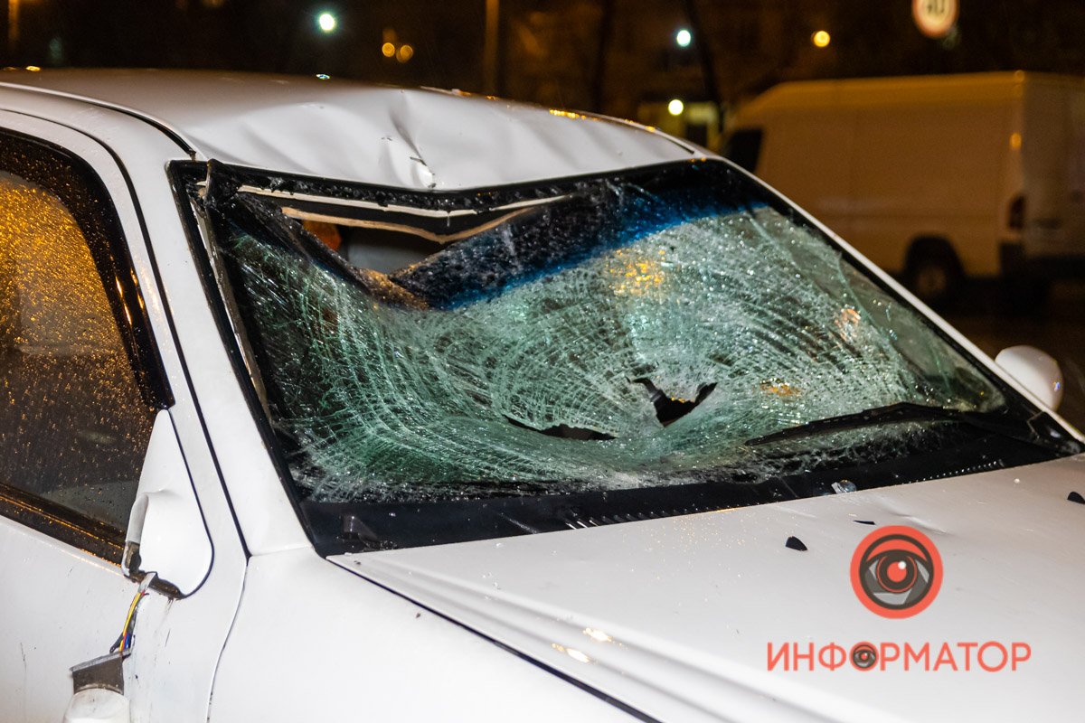 Он перебегал проспект в неположенном месте Он перебегал проспект в неположенном месте