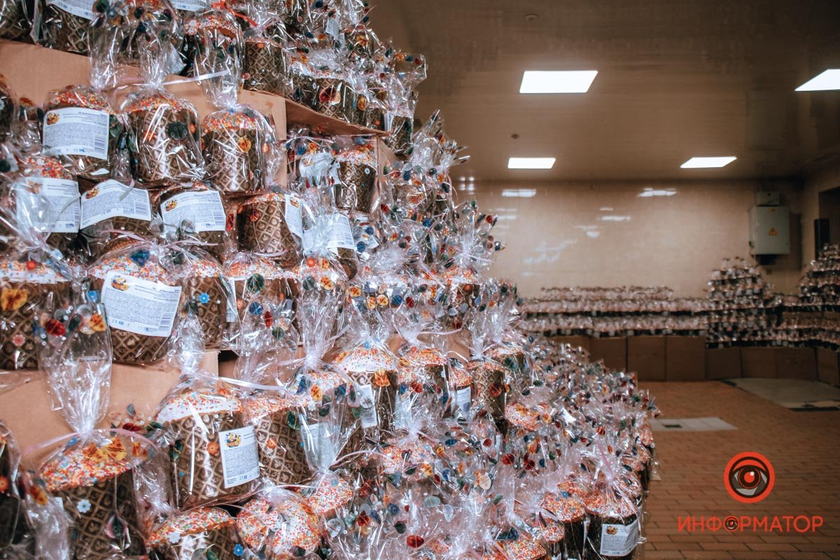 На прилавках магазинов АТБ в Днепре появятся освященные пасхальные куличи