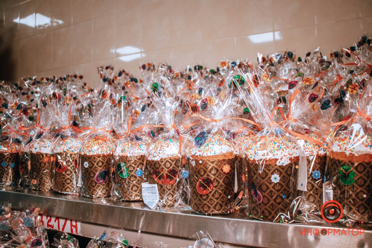 Такие действия предприняли для того, чтобы люди не рисковали собственным здоровьем и могли полноценно отпраздновать Пасху