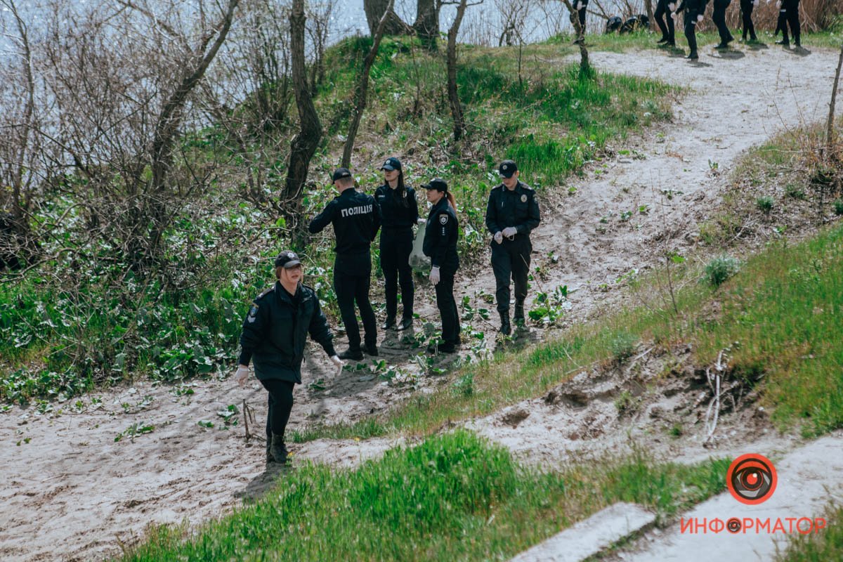 Курсанты активно участвовали в уборке территории Курсанты активно участвовали в уборке территории