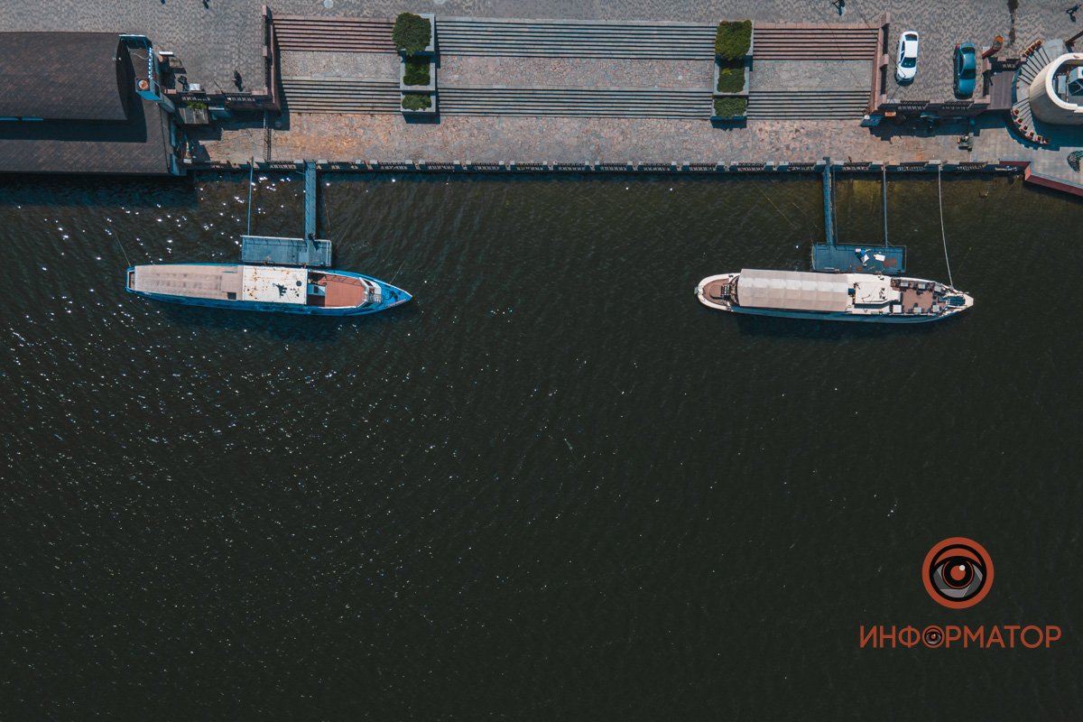 Причалы на Сичеславской Набережной