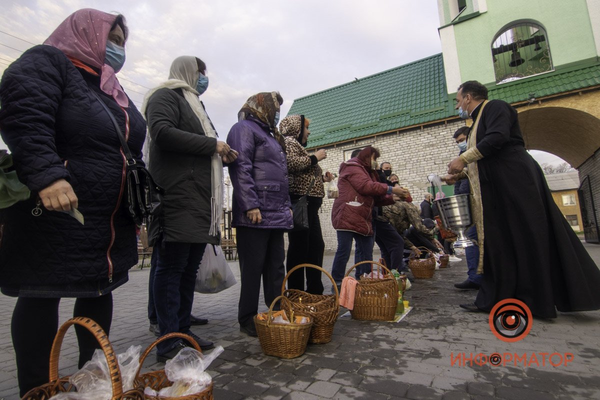 Свято-Духовский храм на проспекте Металлургов