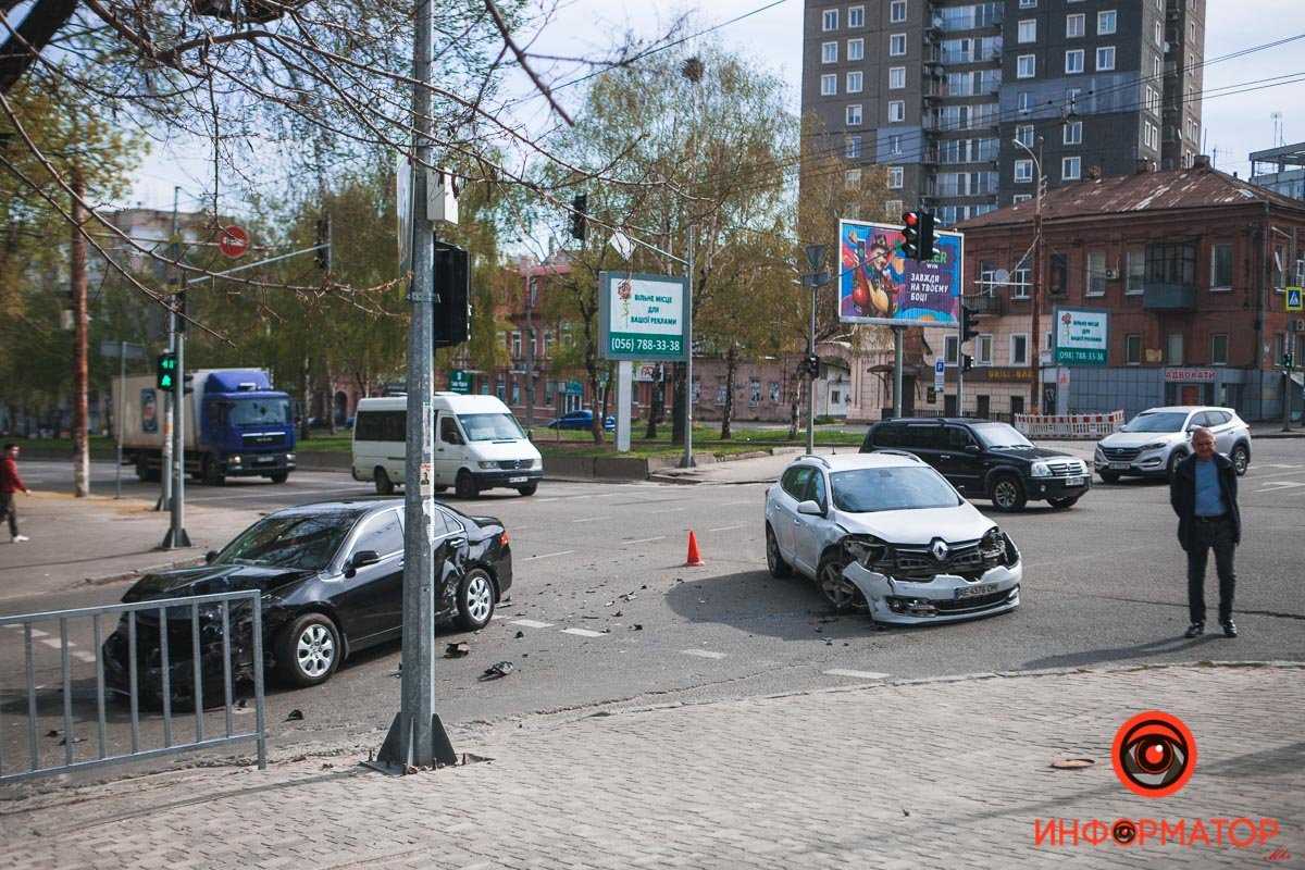 Проезд затруднен Проезд затруднен