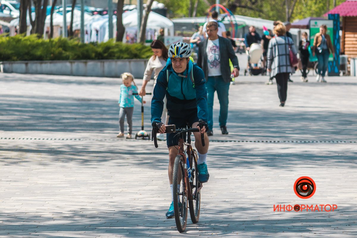 Крутим педали и снимаем Крутим педали и снимаем