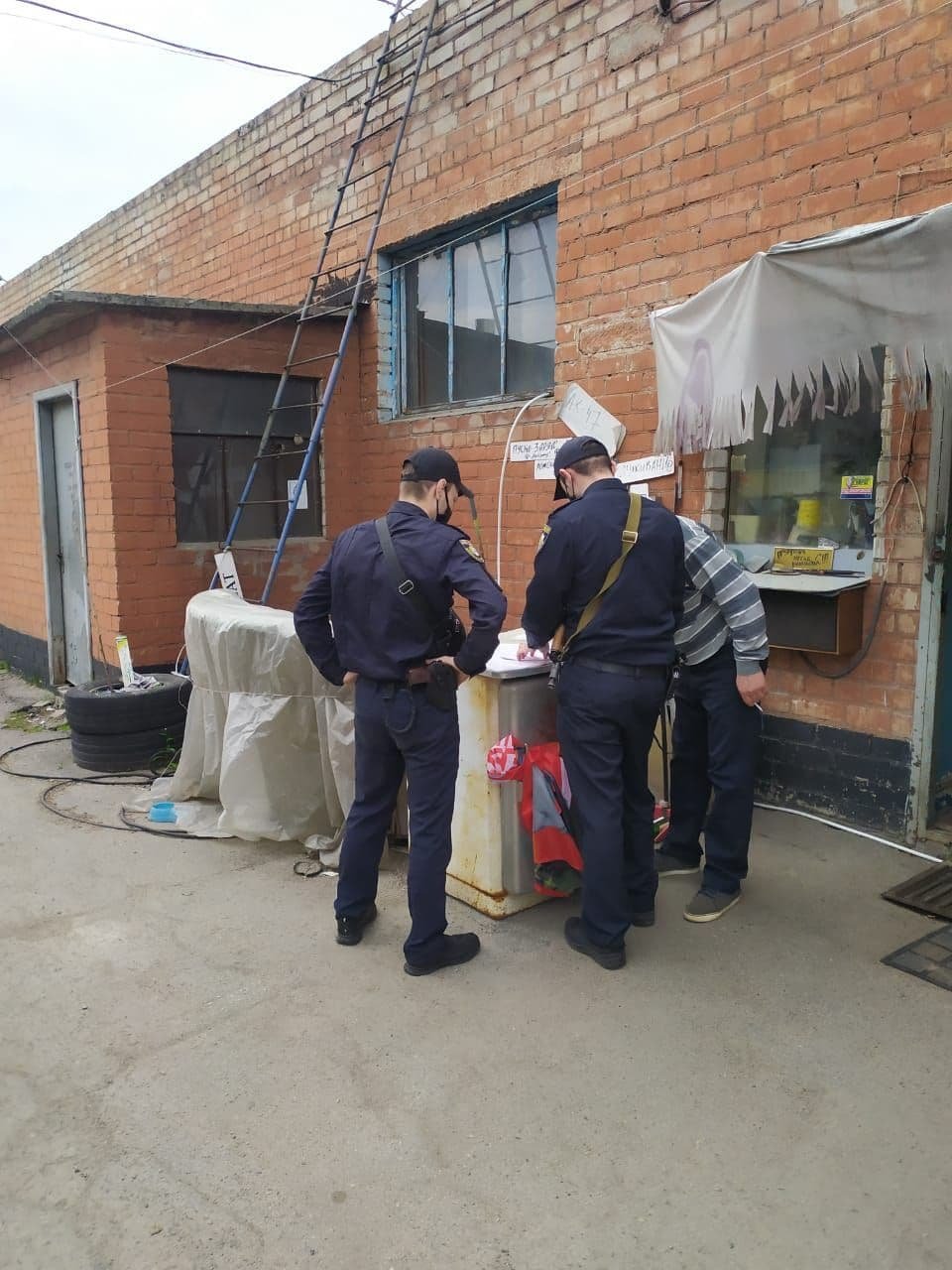 Сообщают, что флаг уже сняли Сообщают, что флаг уже сняли