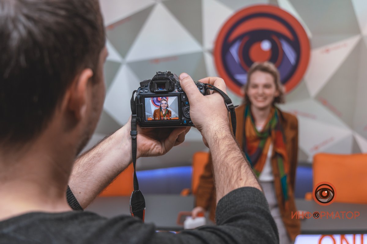 Ты точно попросишь меня сфоткать тебя Ты точно попросишь меня сфоткать тебя