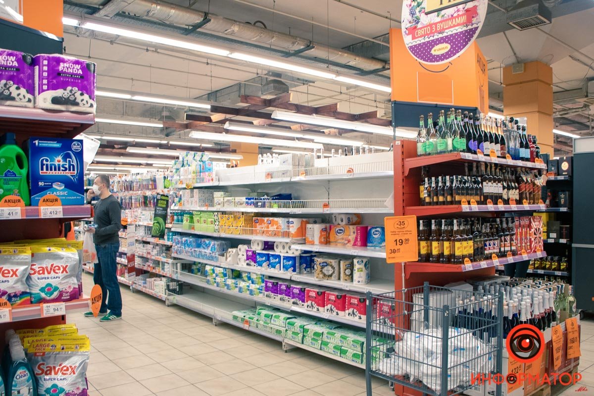 Полупустые полки и акции