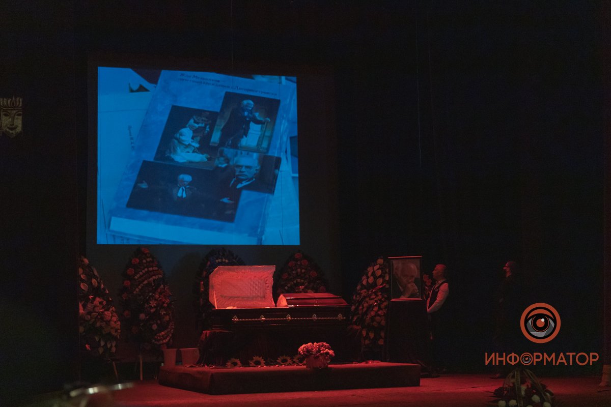 Он запомнился зрителям своими образами на сцене театра и в кино