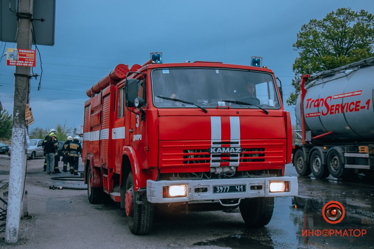 На место оперативно прибыли спасатели и полиция На место оперативно прибыли спасатели и полиция