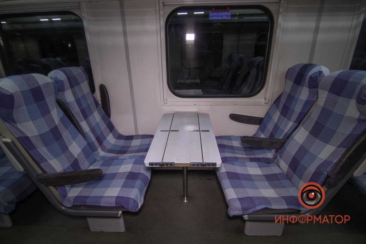 Стоимость проезда в вагоне второго класса стартует от 134 гривен