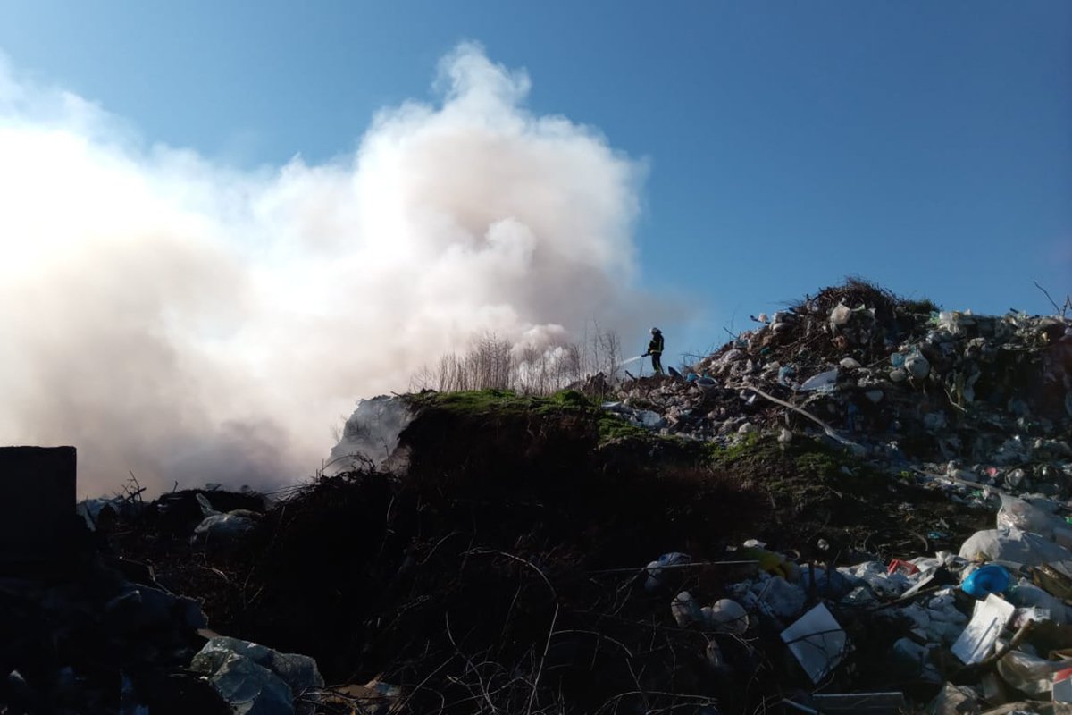 Пожар на свалке