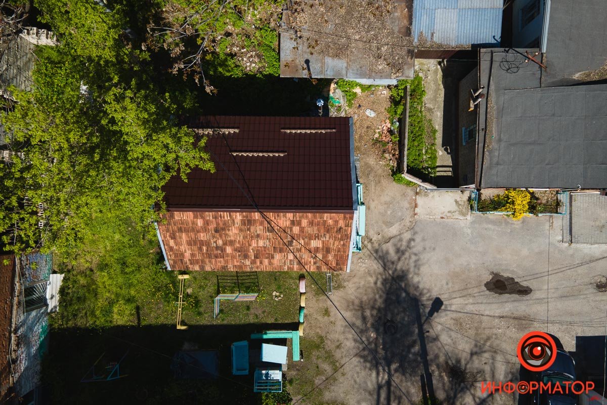 Покатая ассиметрична крыша