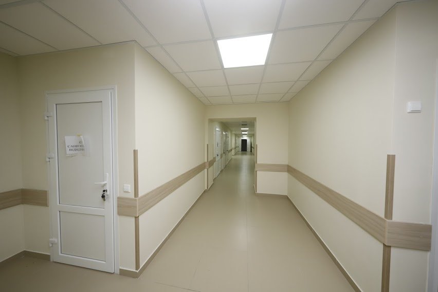 В Днепре завершается реконструкция приемного отделения больницы скорой медицинской помощи 2