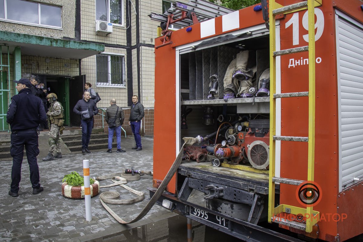 На проспекте Героев мужчина закрылся в квартире и угрожал взорвать дом