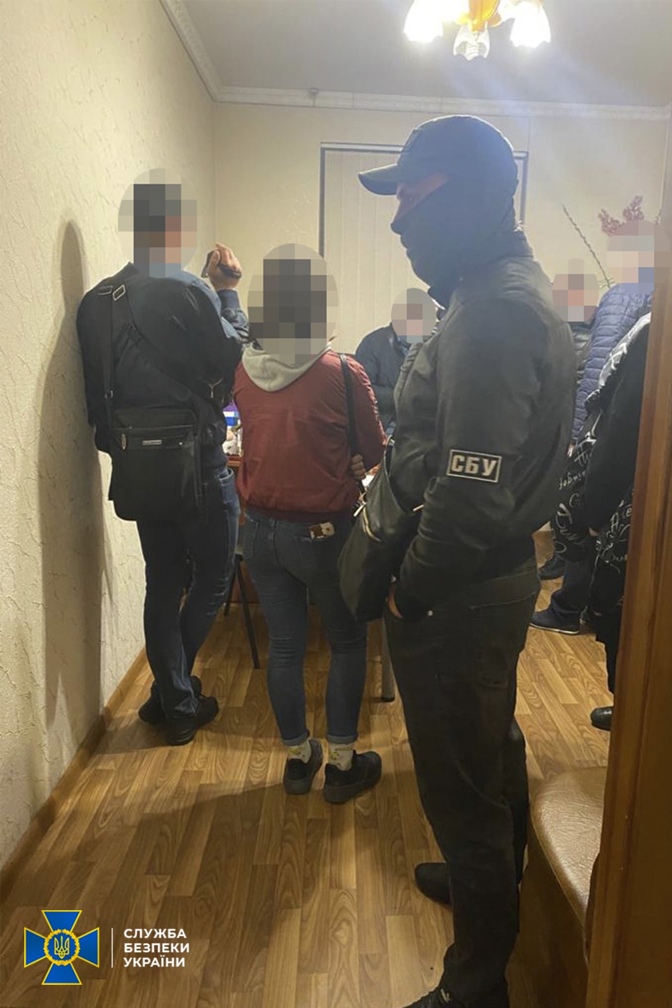 Правоохранители провели обыски в местах проживания и работы участников преступления Правоохранители провели обыски в местах проживания и работы участников преступления