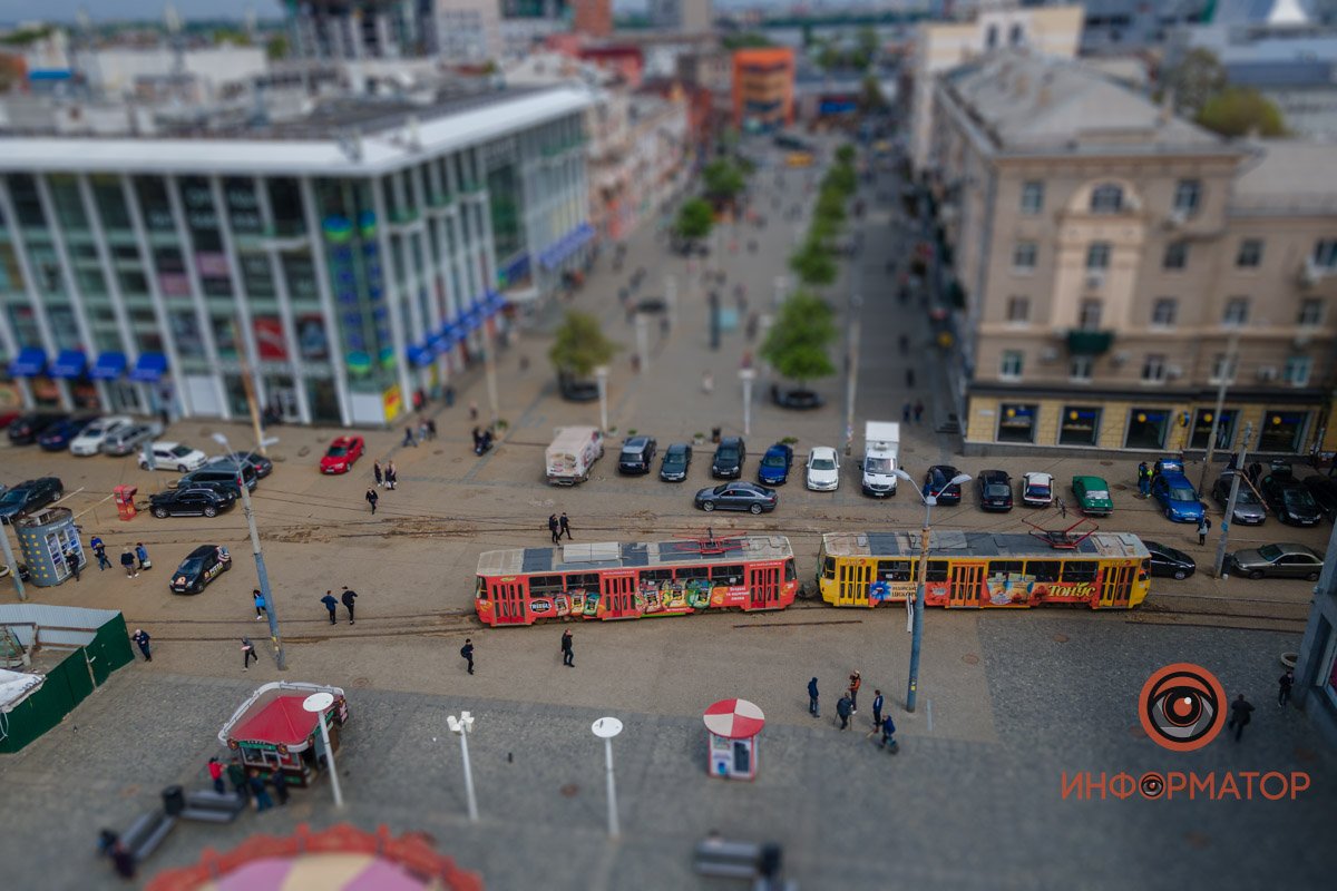 Где в реках желаний наводят мосты,