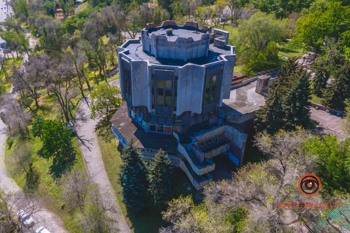 Считался одним из лучших ресторанов в республике