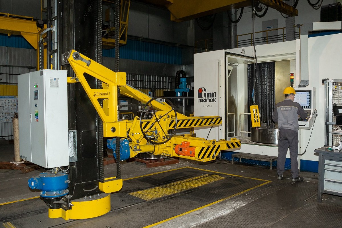 В Днепре при поддержке ИНТЕРПАЙП выпустили уже четвертый набор подростков-мехатроников 5