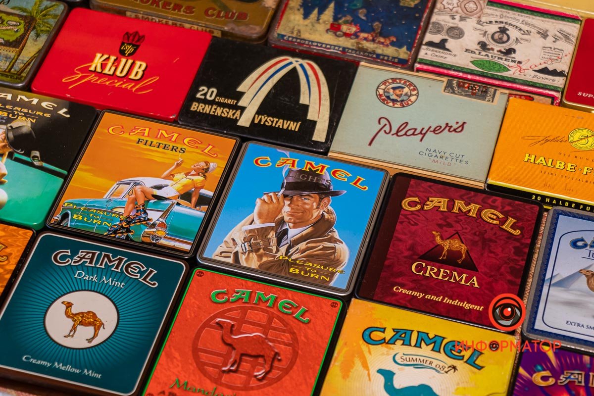 Из 160 стран и территорий Из 160 стран и территорий