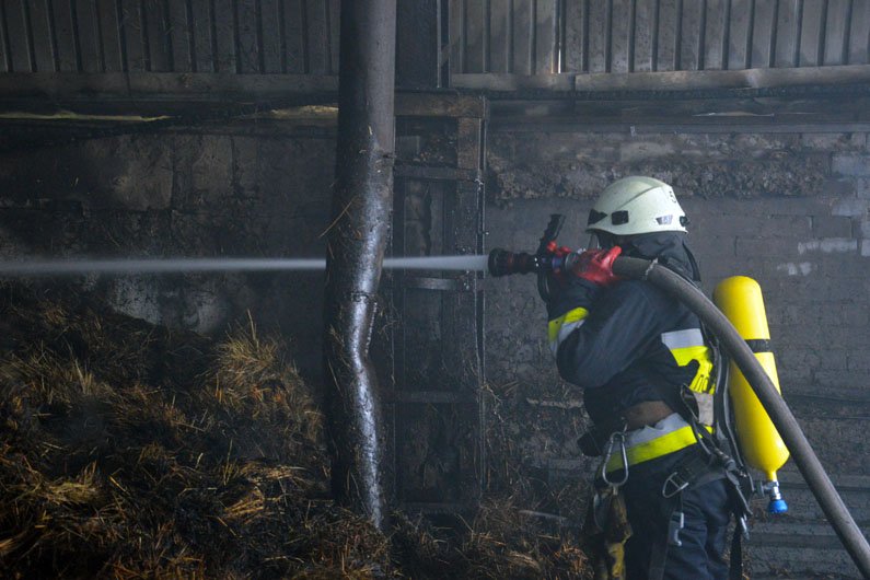 Пожар тушили около 40 минут Пожар тушили около 40 минут